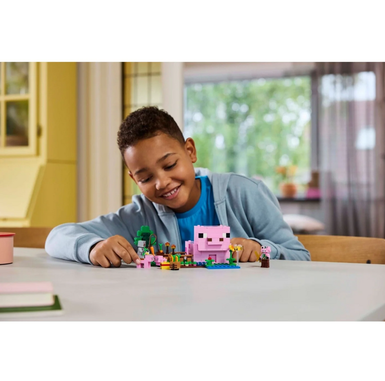 LEGO Minecraft The Baby Pig House - 21268