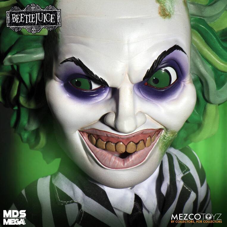 Beetlejuice MDS Mega Scale Talking Action Figure Beetlejuice 38 cm - MEZ90403