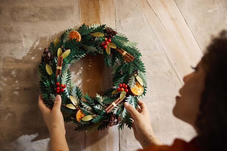 LEGO Icons Wreath - 10340