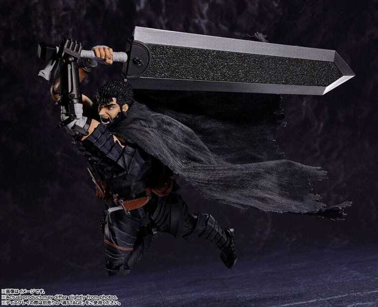 Berserk S.H. Figuarts Action Figure Guts (Berserker Armor) 16 cm - BTN64029-1