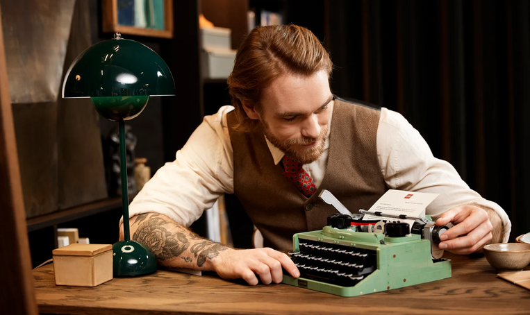 LEGO Ideas Typewriter - 21327