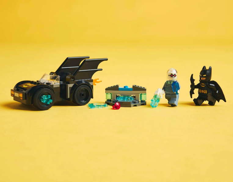 LEGO Super Heroes Batman & Batmobile vs. Mr. Freeze - 76301