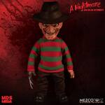 Nightmare On Elm Street Mega Scale Talking Action Figure Freddy Krueger 38 cm - MEZ25890
