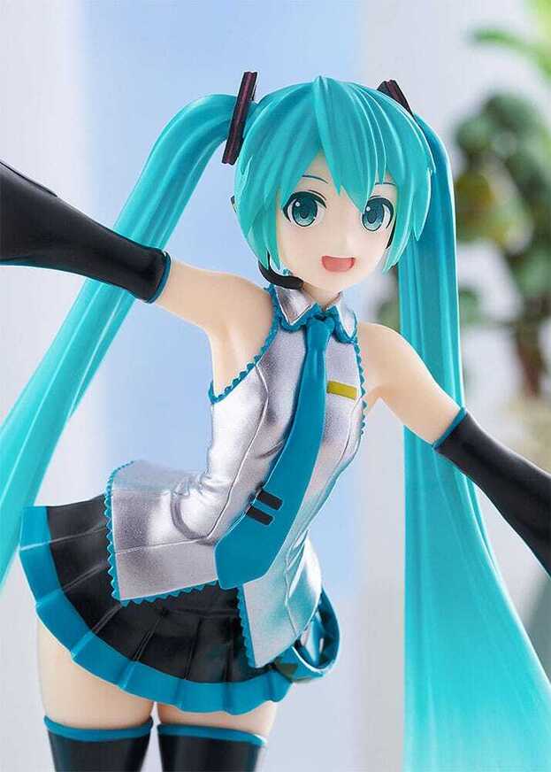 Character Vocal Series 01: Hatsune Miku Pop Up Parade PVC Statue Hatsune Miku: Translucent Color Ver. 17 cm - GSC19392